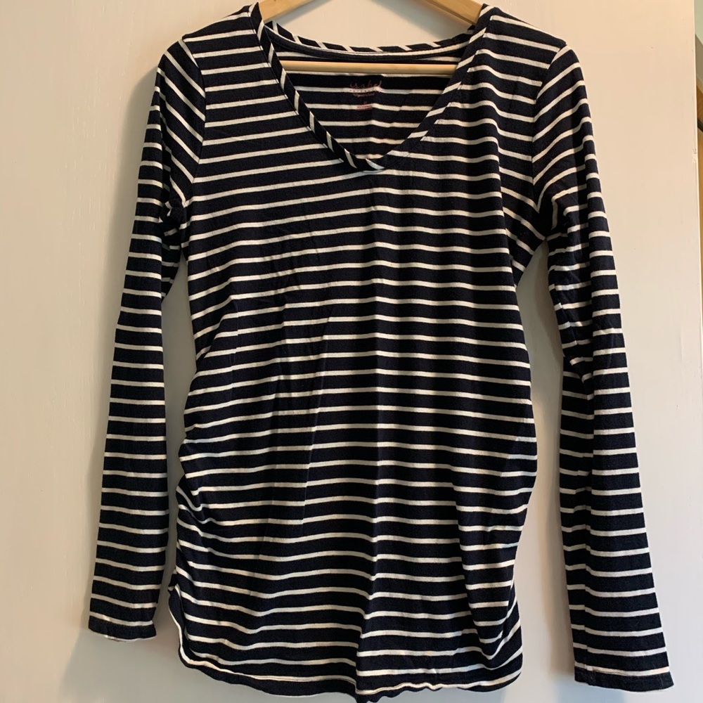 Maternity long sleeve shirt